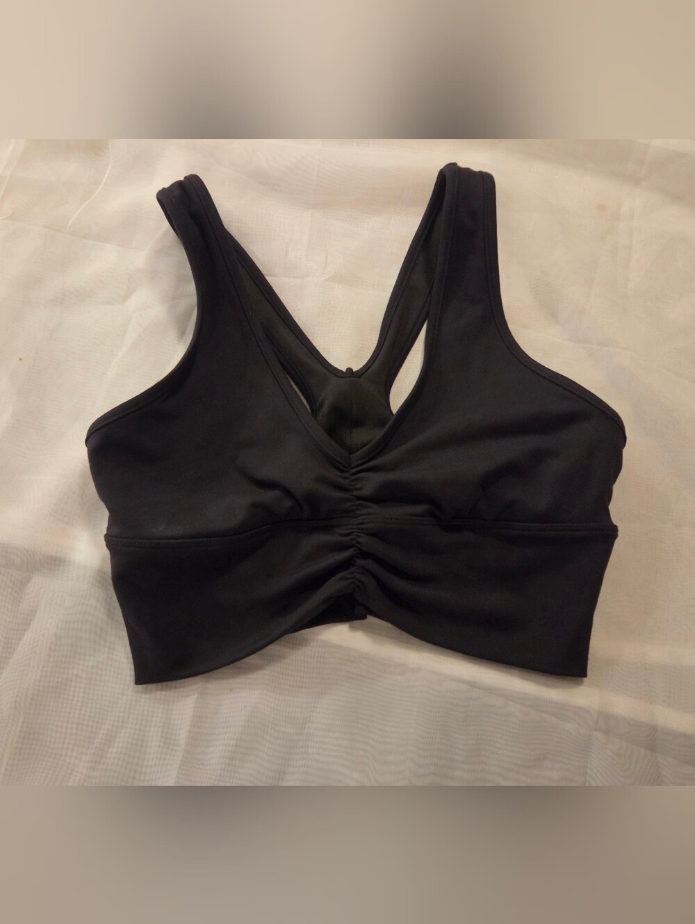 Alo Yoga Gathered V Neck Sports Bra Top, Black, Small